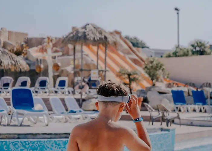 Mobil-home Avec Terrasse A - Api-1-52-1421 Camping